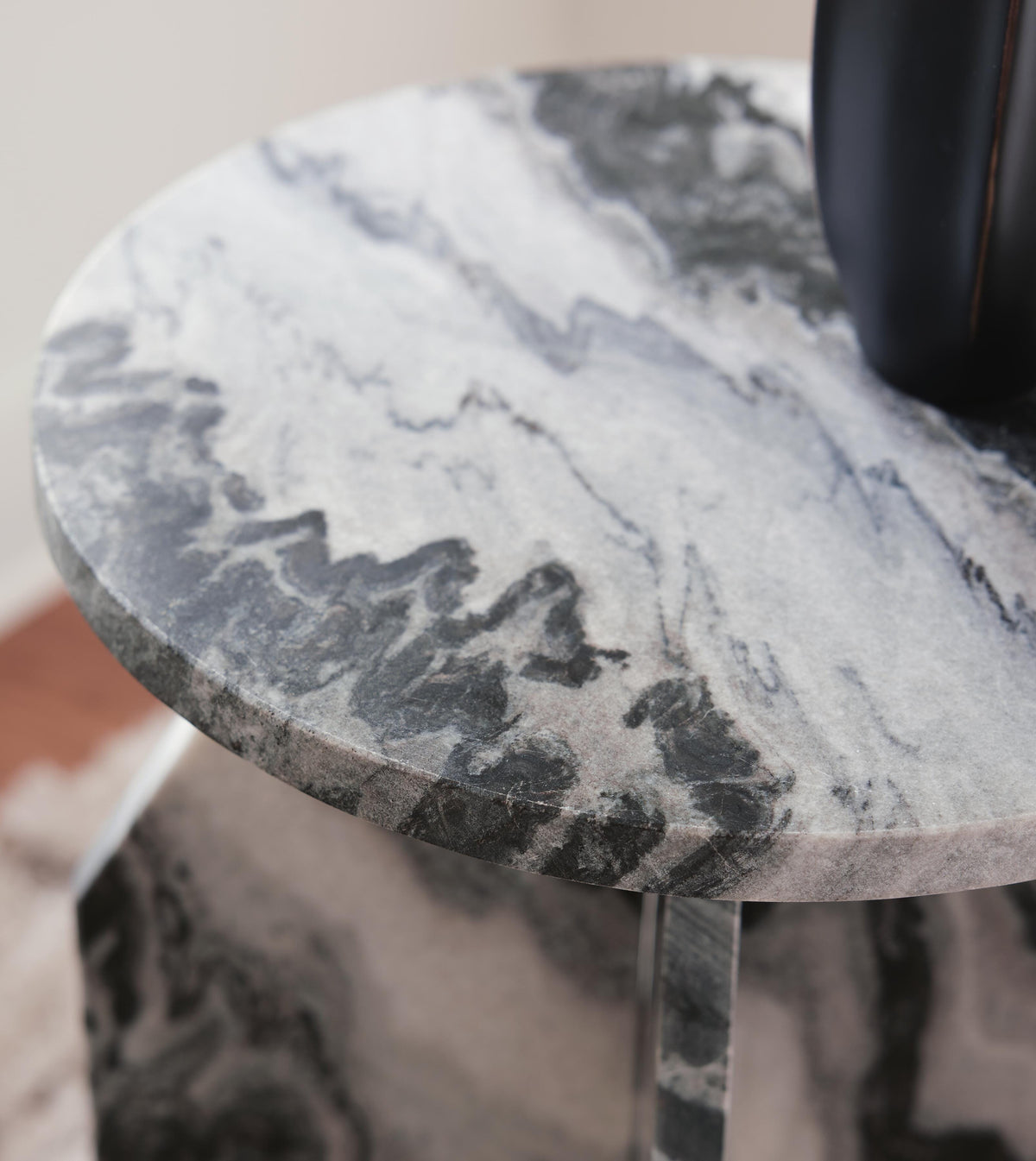 Wrenlane Accent Table (A4000646-SI) - Image 4