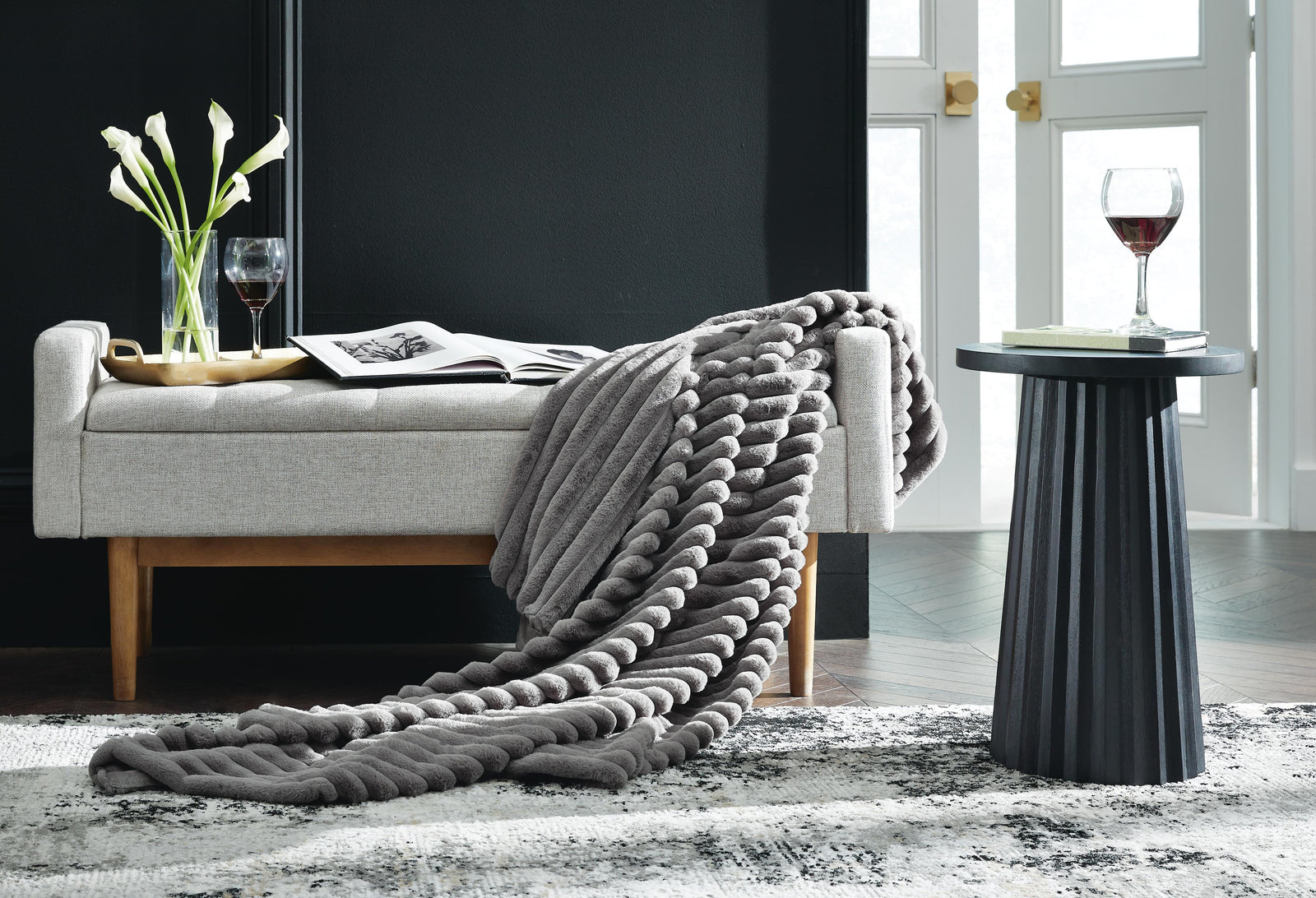 Alsonwell Throw (Set of 3) (A1001081-SI) - Image 3