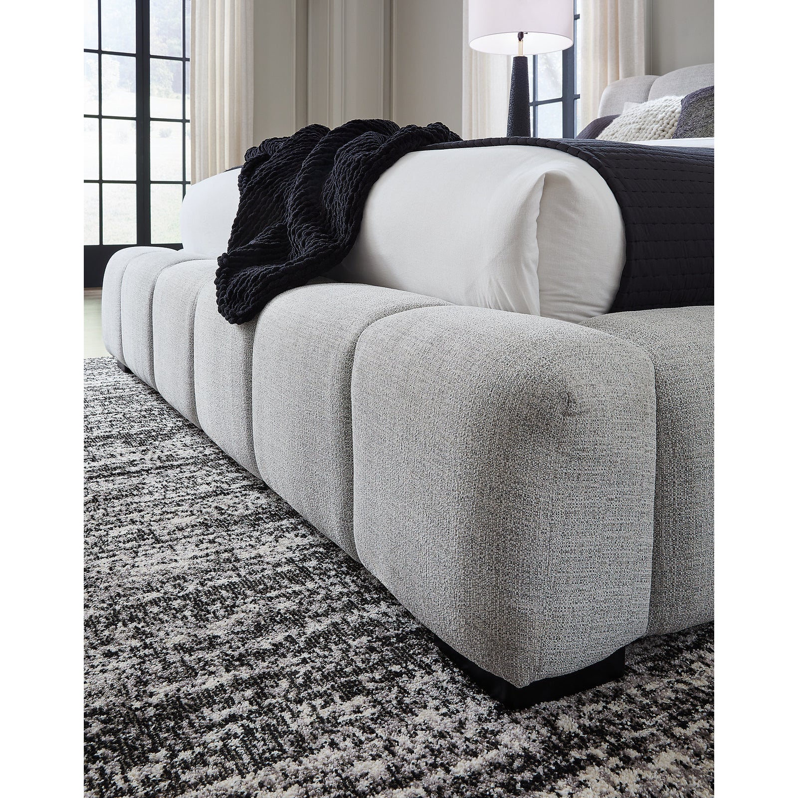Grendusk California King Upholstered Bed (PCB584-SI) - Image 8