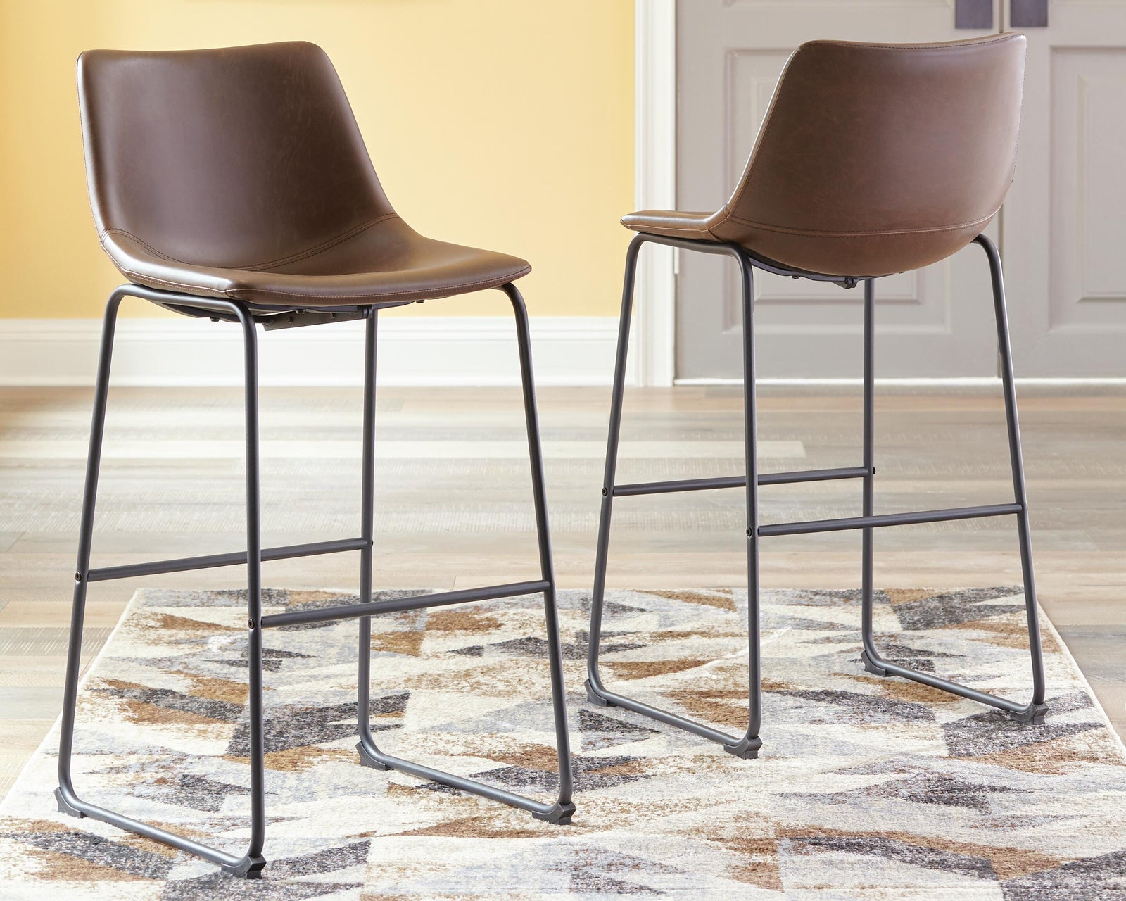 Centiar Dining Set (D372-SI) - Image 3