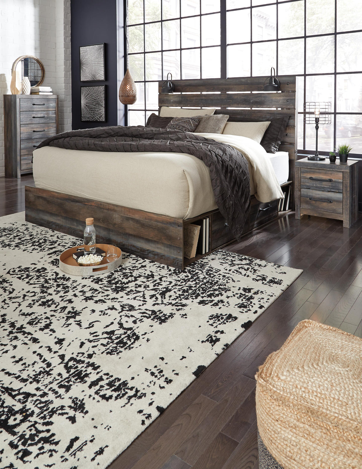 Drystan Panel Bed with 2 Storage Drawers - Multi  (B211-SI) - Image 4