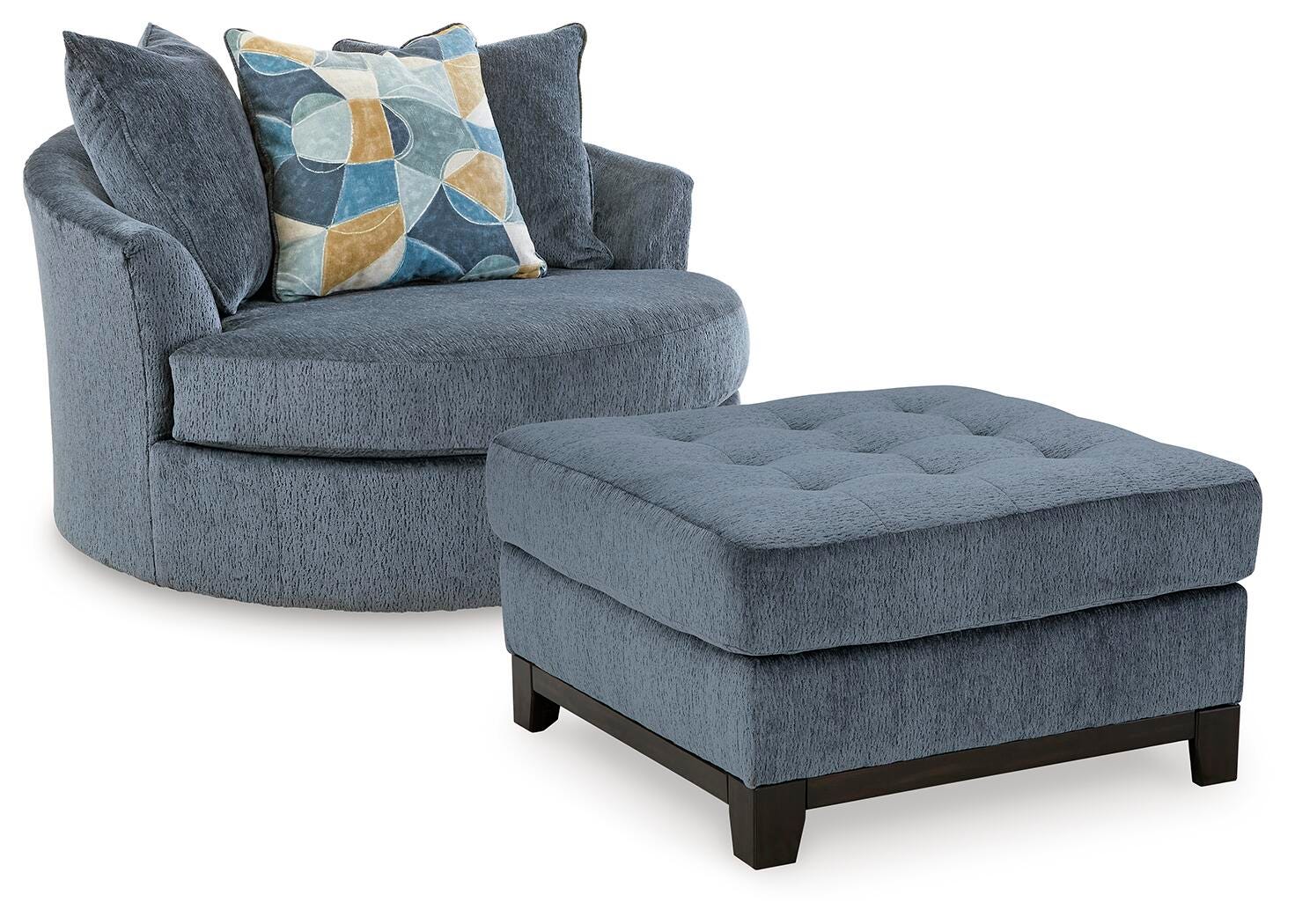 Maxon Place Oversized Chair and Ottoman (33003-SI)