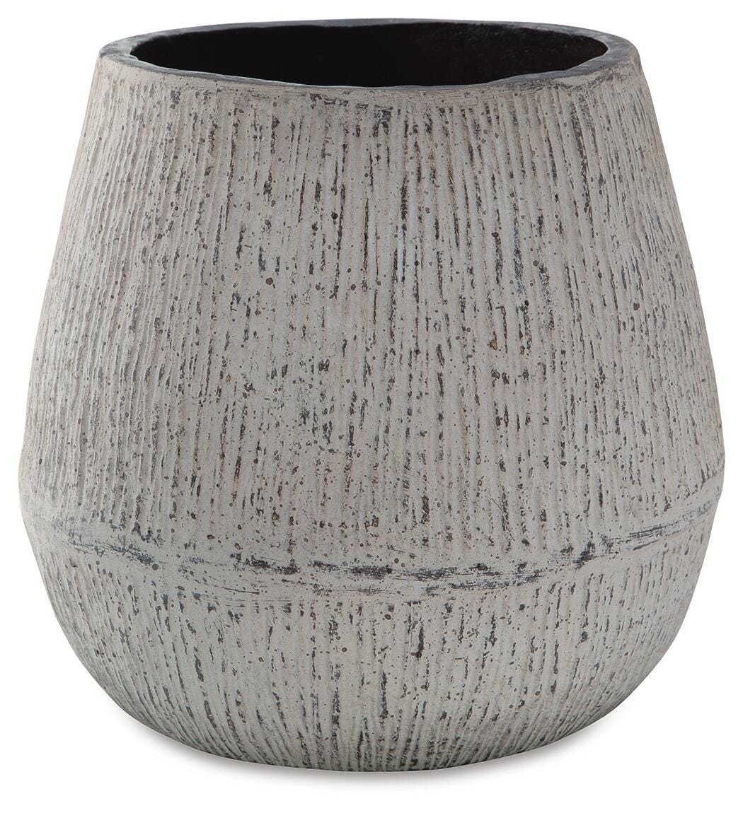 Claymount Vase (A2000636-SI)