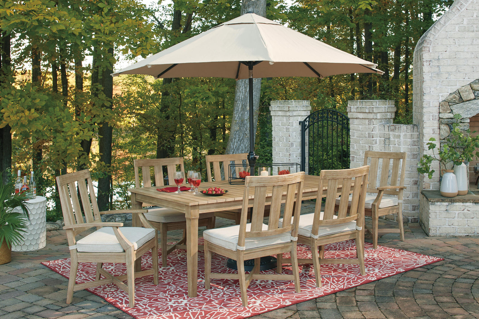 Clare View Right-Arm/Left-Arm Loveseat (P801-SI) - Image 24