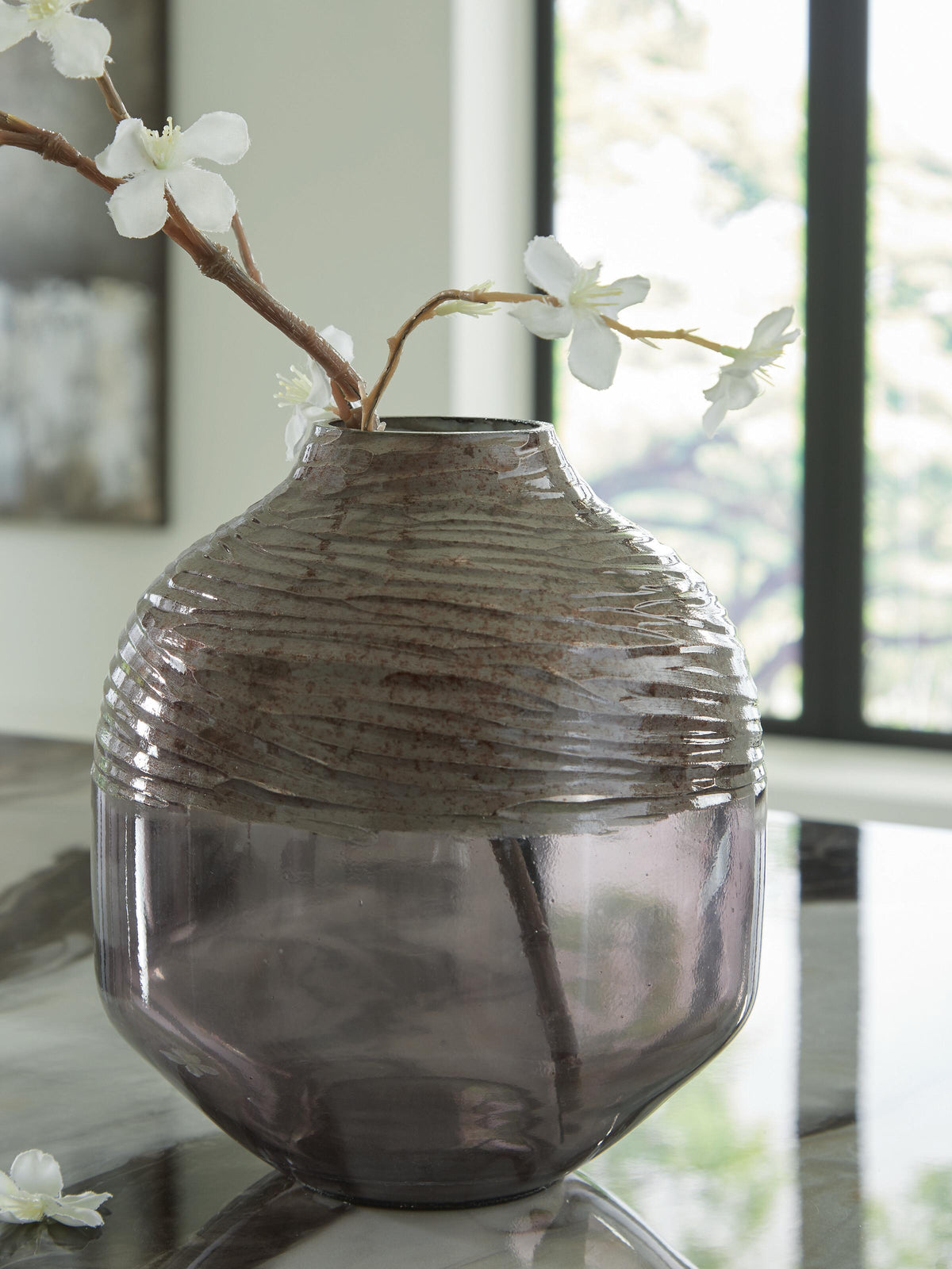 Harpwick Vase (A2000725-SI) - Image 2