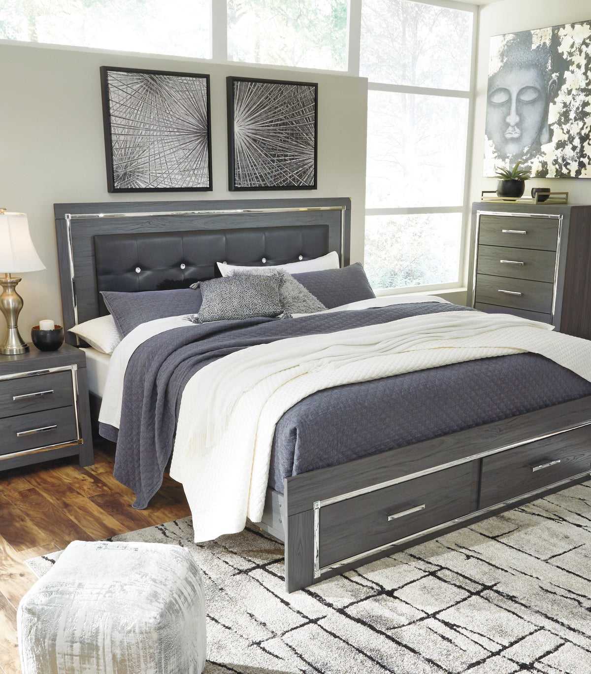 Lodanna Panel Storage Bed with Mirrored Dresser and Nightstand - Gray  (B214-SI) - Image 5