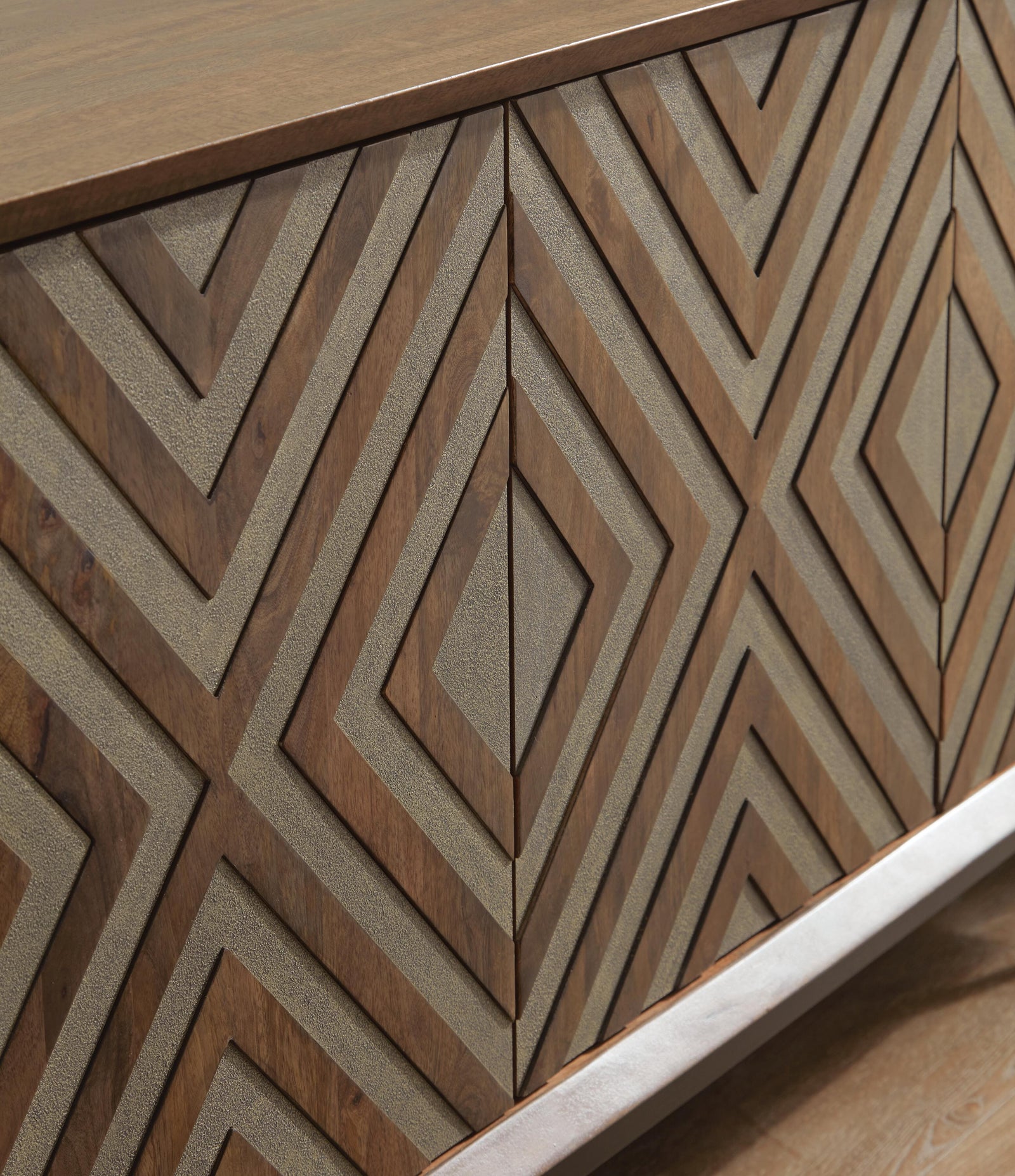 Dreggan Accent Cabinet (A4000577-SI) - Image 7