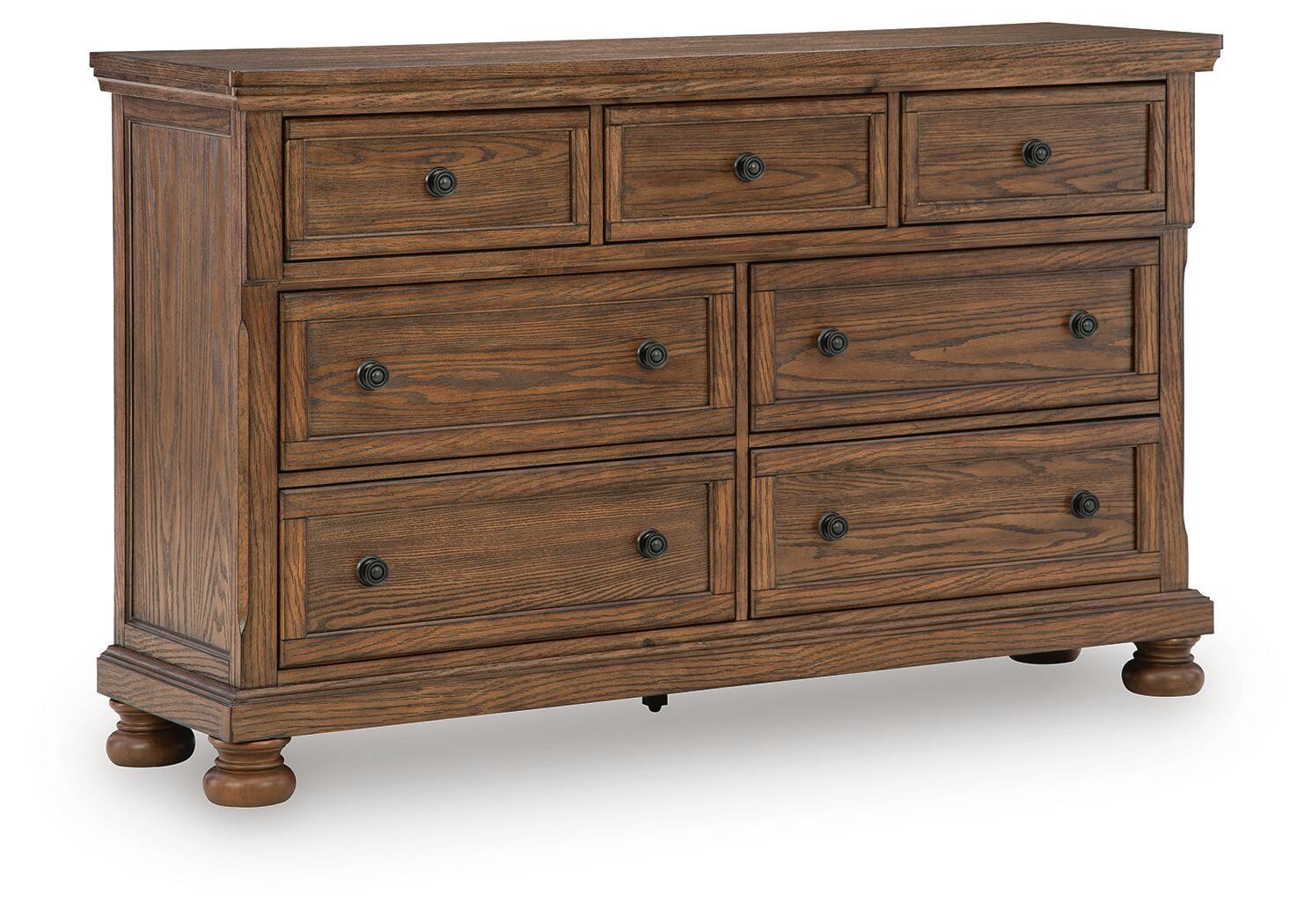 Zackaryn Chest of Drawers (PCB807-SI)