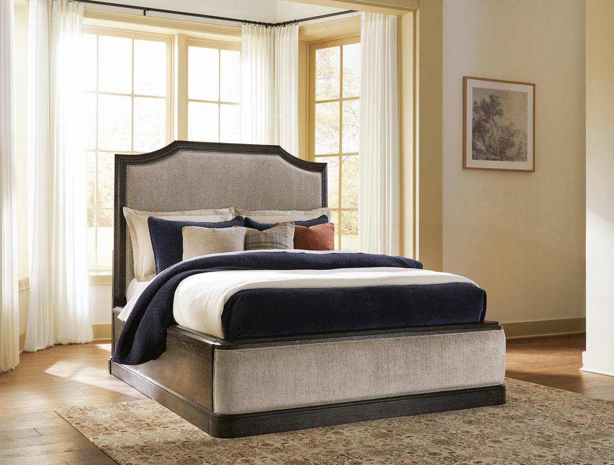 Wickenger Queen Upholstered Panel Bed (PCB889-SI) - Image 6