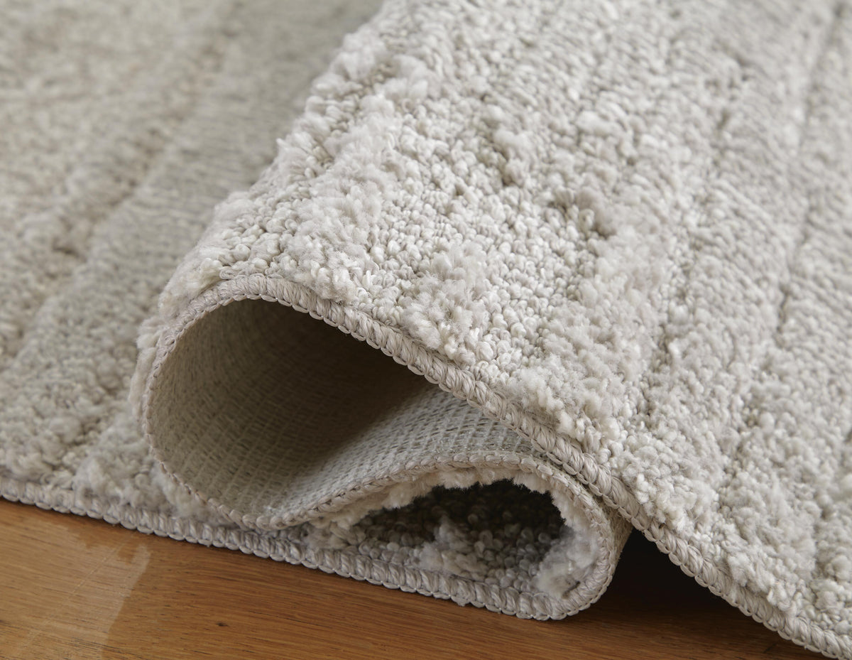 Ivygail 75 x 96 Rug (R40451-SI) - Image 4