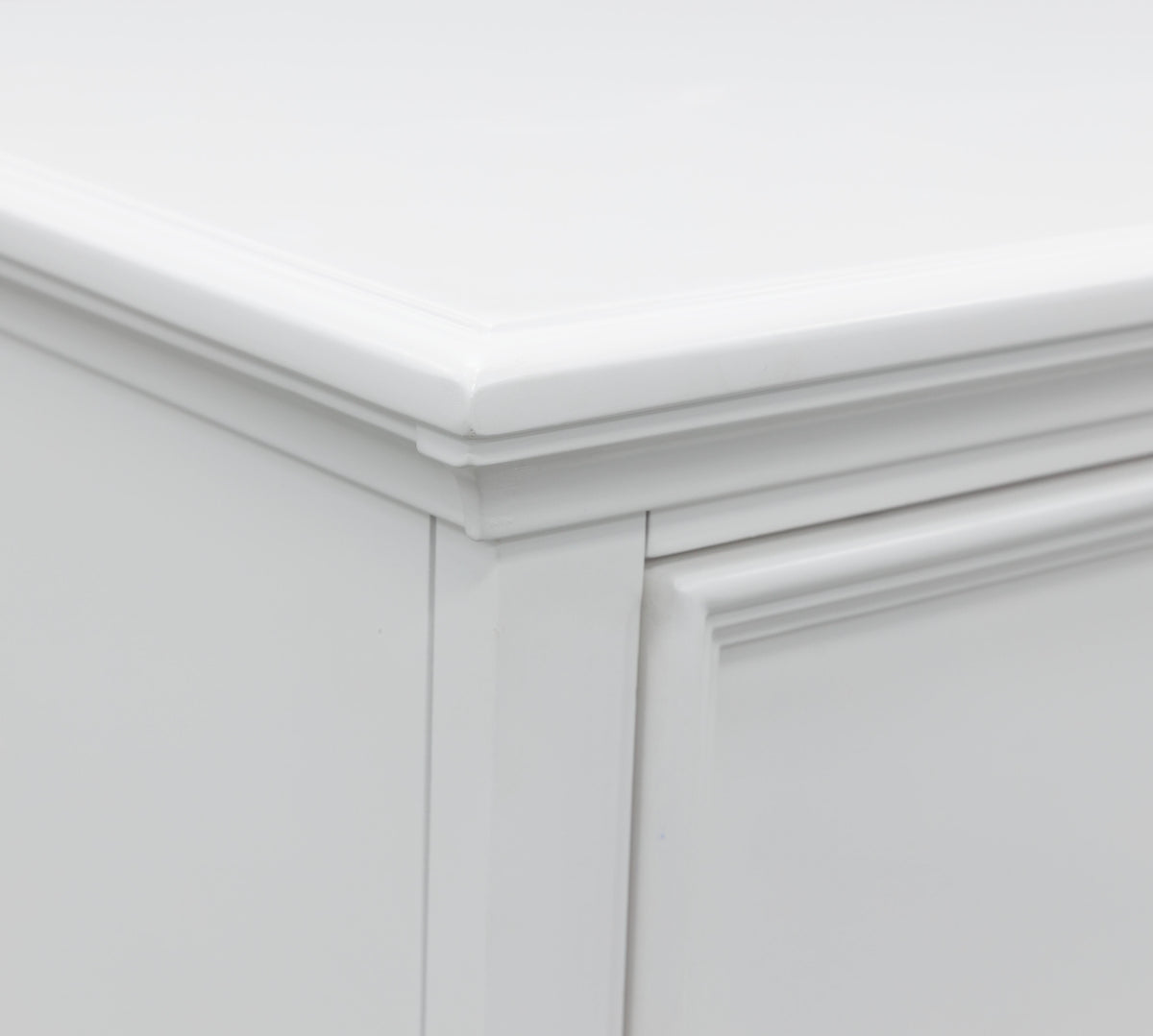 Fortman Chest of Drawers - White  (B680-SI) - Image 11