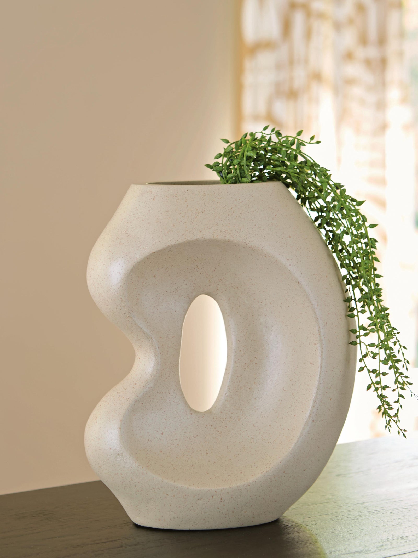 Odion Vase (A2000841-SI) - Image 2