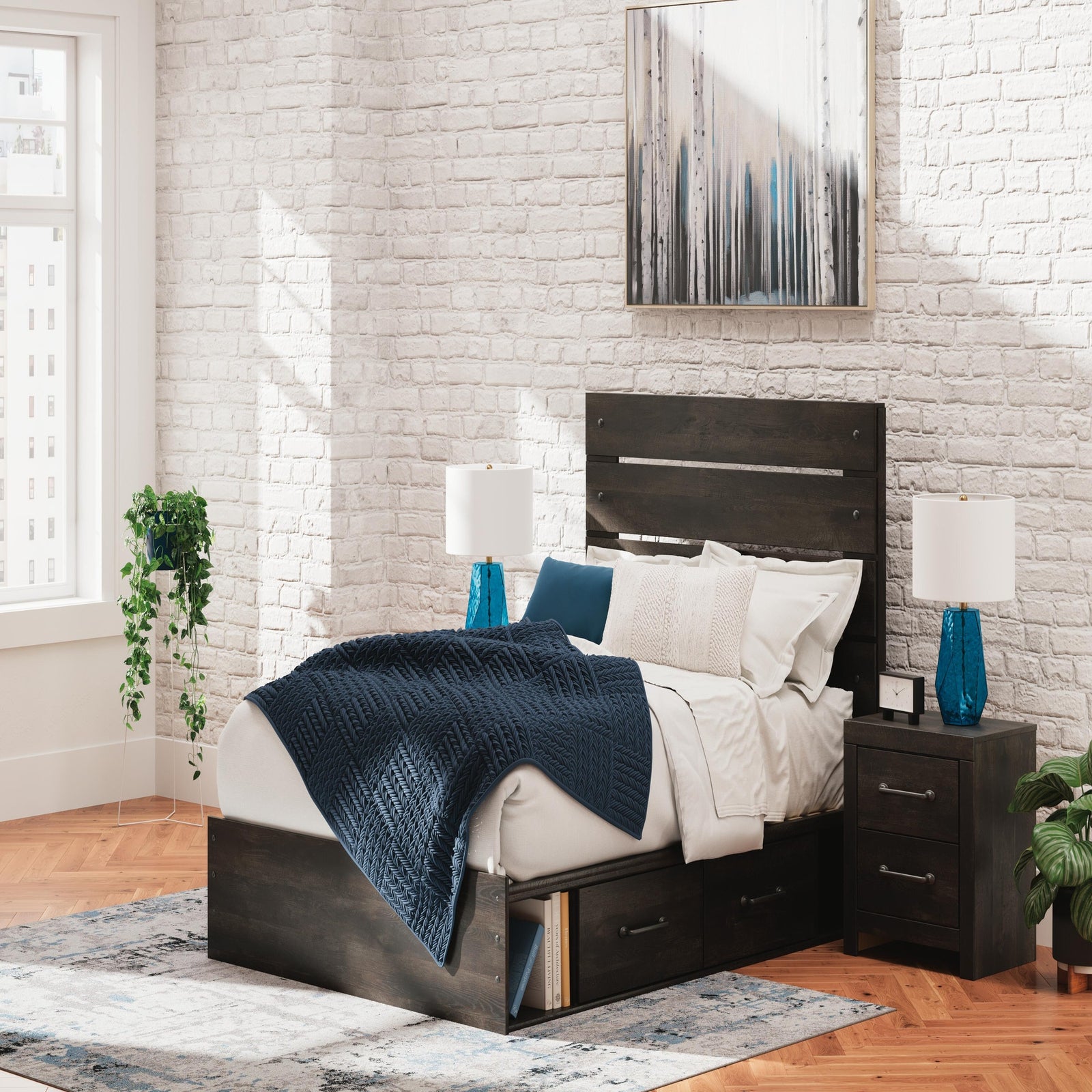 Hollivern Full Panel Storage Bed (PCB2108-SI) - Image 9