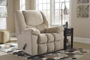 https://ashleyfurniture.scene7.com/is/image/AshleyFurniture/50005-25-T007-371