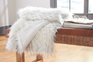 https://ashleyfurniture.scene7.com/is/image/AshleyFurniture/A1000757