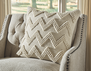 https://ashleyfurniture.scene7.com/is/image/AshleyFurniture/A1000808