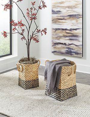 https://ashleyfurniture.scene7.com/is/image/AshleyFurniture/A2000471