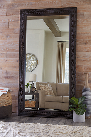 https://ashleyfurniture.scene7.com/is/image/AshleyFurniture/A8010276