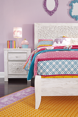 https://ashleyfurniture.scene7.com/is/image/AshleyFurniture/B181-87-MOOD-C