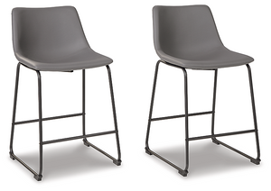 https://ashleyfurniture.scene7.com/is/image/AshleyFurniture/D372-824-%282%29-SW-P1-KO
