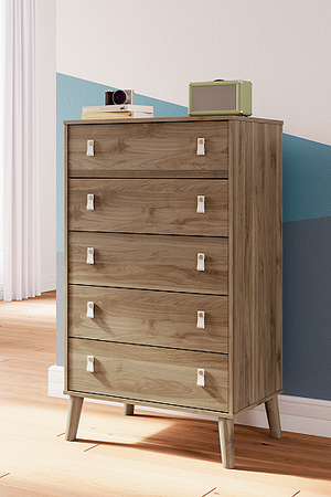 https://ashleyfurniture.scene7.com/is/image/AshleyFurniture/EB1187-245-1