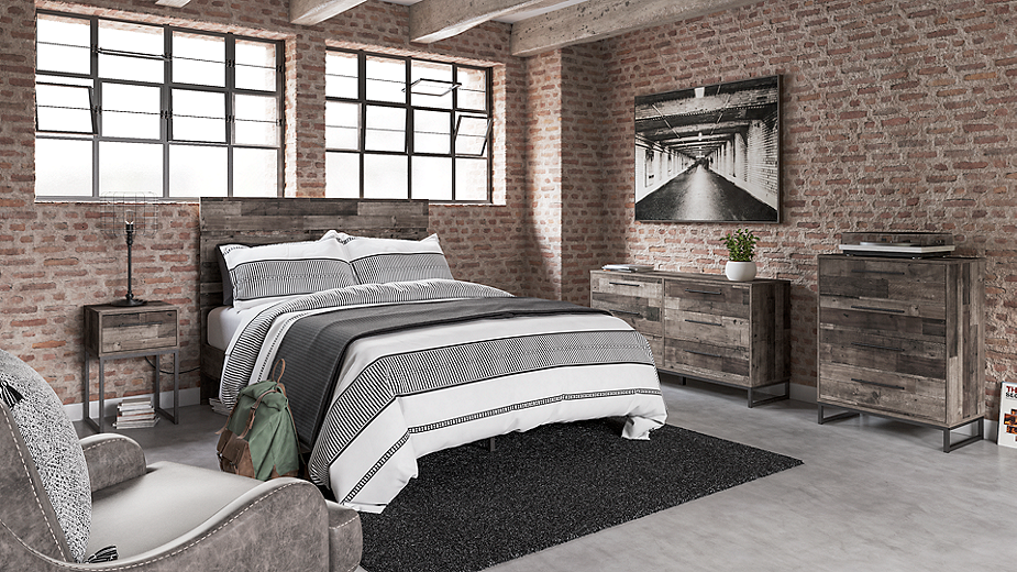 Neilsville chest outlet of drawers