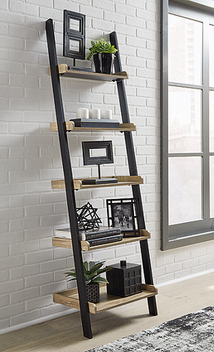 https://ashleyfurniture.scene7.com/is/image/AshleyFurniture/H320-18