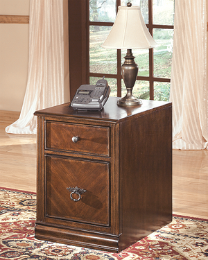https://ashleyfurniture.scene7.com/is/image/AshleyFurniture/H527-12-10x8-CROP