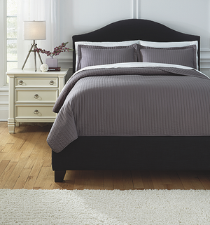 https://ashleyfurniture.scene7.com/is/image/AshleyFurniture/Q498003Q