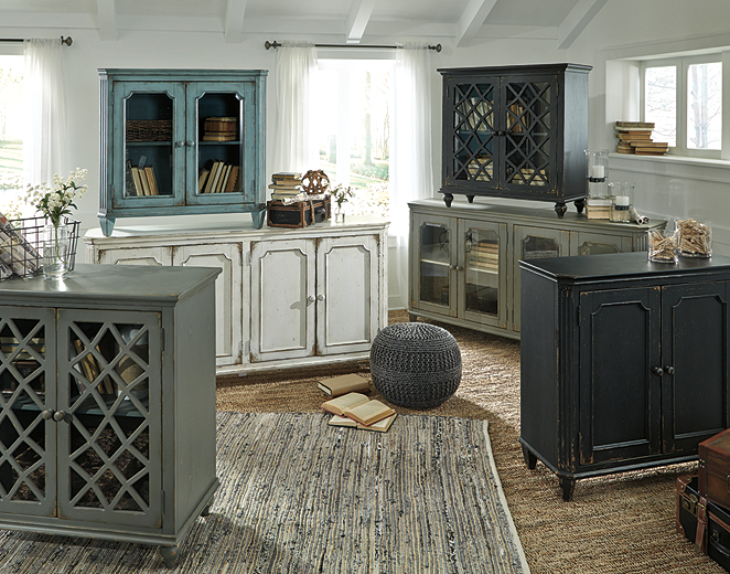 Mirimyn door best sale accent cabinet