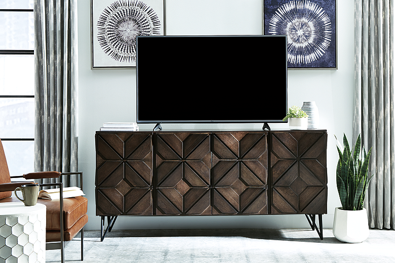 https://ashleyfurniture.scene7.com/is/image/AshleyFurniture/W648-68-HEAD-ON